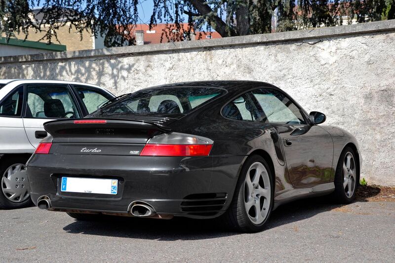 File:Porsche 911 Turbo (6835605158).jpg