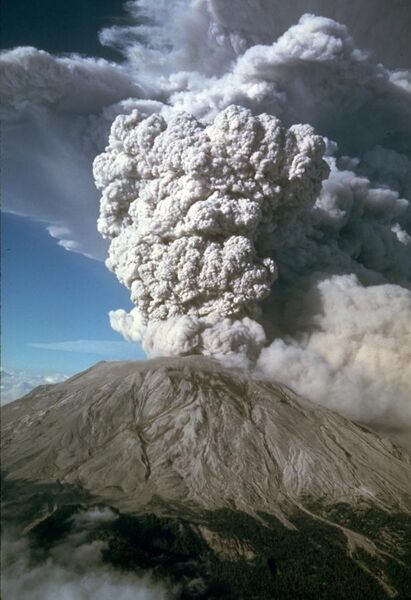 File:MSH80 st helens eruption plume 07-22-80.jpg