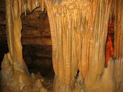 Marengo Cave formations.JPG