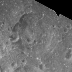 Naonobu crater AS15-M-2396.jpg