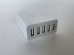 Anker-PowerPort-40W-5-Port-USB-Ladegeraet.2.jpg