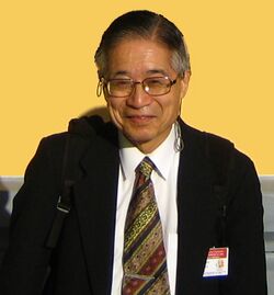 Araki Volovich Bogoliubov Conference 2009 (cropped).jpg