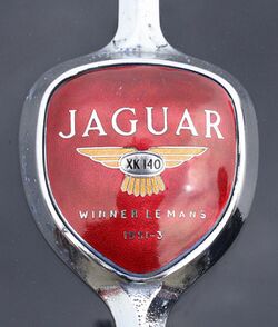Emblem Jagura XK 140.JPG