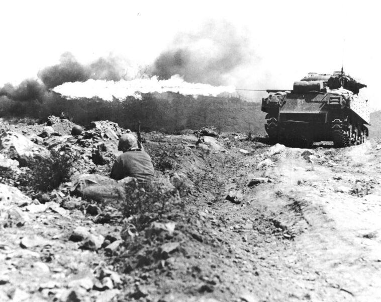 File:Ronson flame tank Iwo Jima.jpg