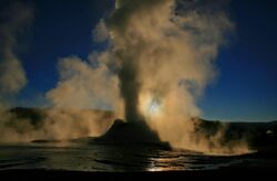 Steam phase eruption of Castle Geyser.jpg