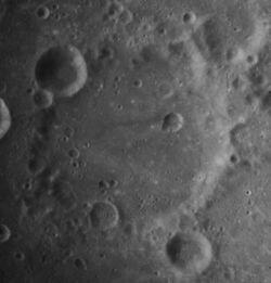 Erro crater AS16-M-2885.jpg