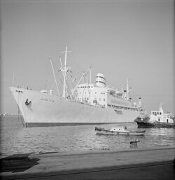 Aankomst van het schip SS Zion in de haven, Bestanddeelnr 255-2157.jpg