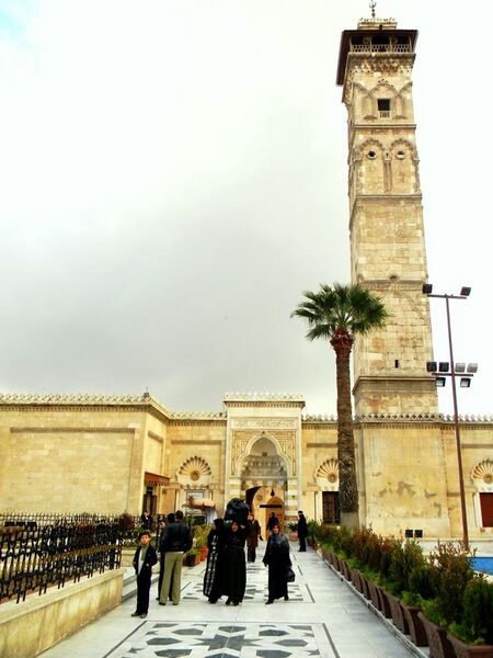 File:Aleppo-Great-mosque-Alp.jpg