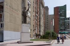 Bill Clinton statue, Priština.jpg