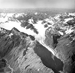 Eklutna Glacier, valley glacier, August 25, 1964 (GLACIERS 5004).jpg