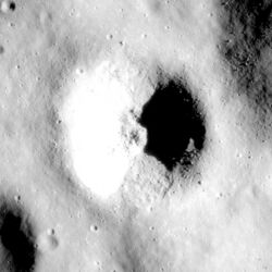 North Ray crater AS16-P-4618 ASU.jpg