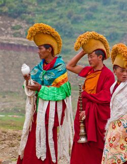 Buddhist monks of Tibet7.jpg