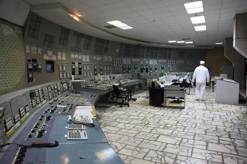 File:Control Room of Chernobyl Nuclear Power Plant Unit 3.jpg