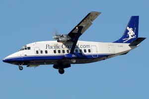 Pacific Coastal Airlines Short 360-300 C-GPCF in CYVR.jpg