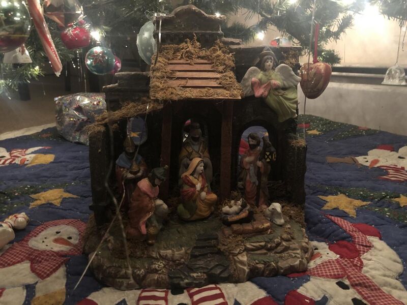 File:American Nativity Scene.jpg