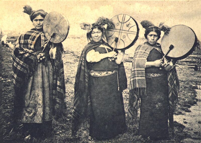 File:Mapuche Machis.jpg