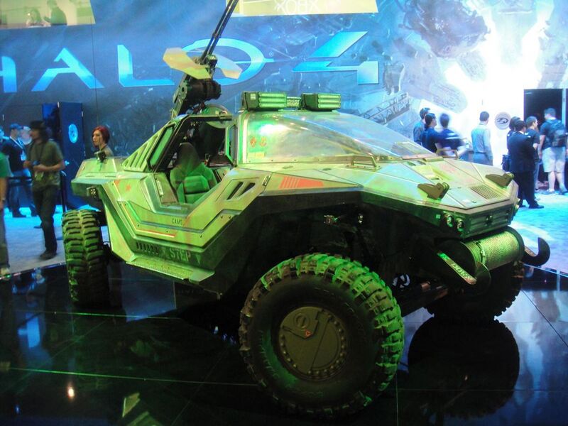 File:E3 Expo 2012 - Microsoft booth - Halo 4 warthog.jpg