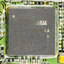 Samsung SGH-D900i - NXP ARM 5230EL-247-4A on motherboard-8858.jpg