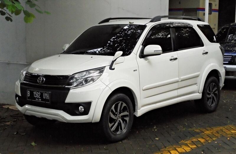File:2015 Toyota Rush 1.5 G wagon (F700RE; 12-10-2018), South Tangerang.jpg