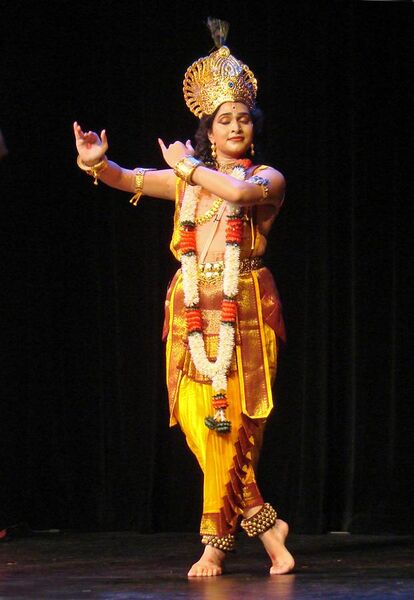 File:Flickr - dalbera - Danseuse de Kuchipudi jouant Krishna (musée Guimet).jpg