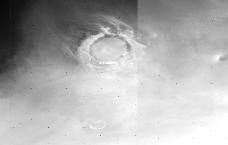 File:Lomonosov crater f259s57 f259s59.jpg