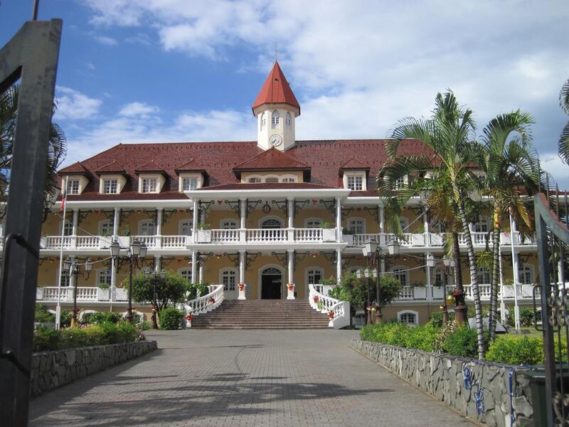 File:Papeete Town Hall, Papeete, 2009.jpg