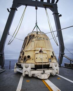 SpaceX CRS-11 Dragon capsule after splashdown.jpg