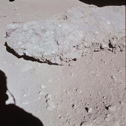 Spur crater boulder AS15-86-11689.jpg