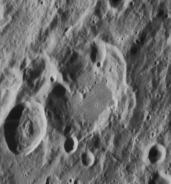 Zeno crater 4165 h2.jpg