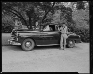 Albert Arzouhaljian at Forest Hills Cemetery, auto standing by - DPLA - 83970119b3b9413ae5539a4946700f3d.jpg