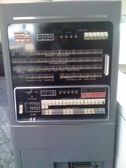 IBM 701console.jpg