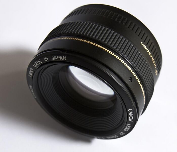 File:Lens Canon EF 50mm f1.4.jpg