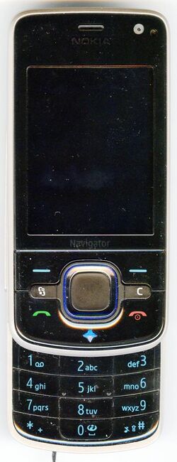 Nokia6210Navi-open.jpg