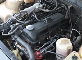 Opel Rekord E CIH engine.jpg