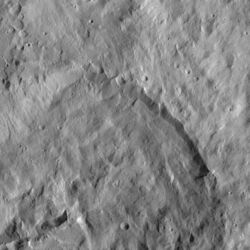 PIA20682-Ceres-DwarfPlanet-Dawn-4thMapOrbit-LAMO-image102-20160421.jpg