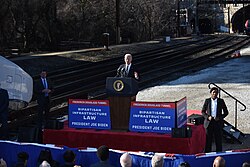 Presidential Visit to the B&P Tunnel (52659887736).jpg