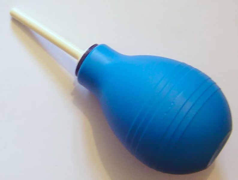 File:Rectal bulb syringe.jpg