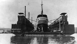 USS Galveston (CL-19) in Drydock Dewey, c. 1916.jpg