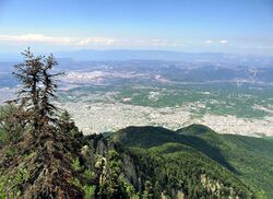 View of Bursa from the hills of Mount Uludag.jpg