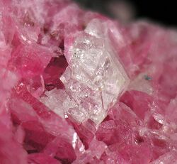 Cahnite-Rhodonite-245680.jpg