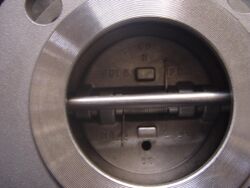 Inside-wafer-check-valve-The-Alloy-Valve-Stockist.JPG