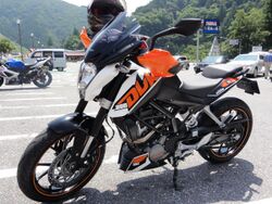 KTM DUKE 200 front.JPG