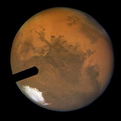 Mars close encounter (captured by the Hubble Space Telescope).jpg