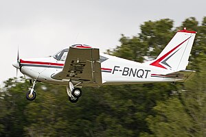 Socata Horizon Takeoff.jpg