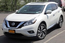 2015 Nissan Murano SV AWD, front left (cropped).jpg