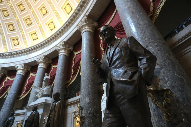 File:Barry Goldwater Statuary Hall by Gage Skidmore.jpg
