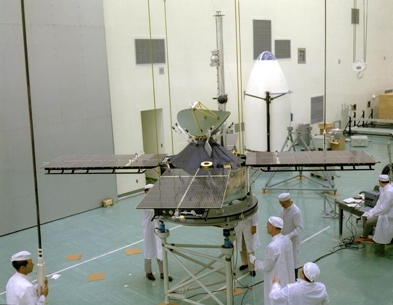 File:Mariner 4 Launch Preparations.jpeg