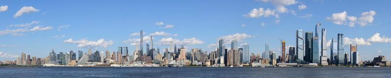 File:Midtown Manhattan from Weehawken September 2021 panorama 1.jpg