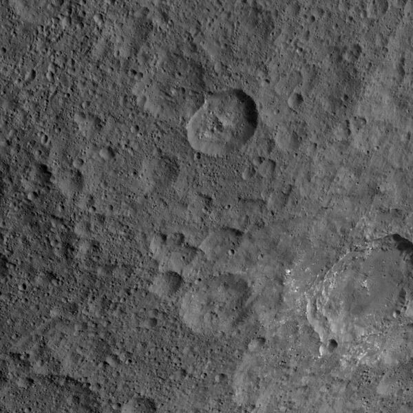 File:PIA19987-Ceres-DwarfPlanet-Dawn-3rdMapOrbit-HAMO-image45-20150921.jpg