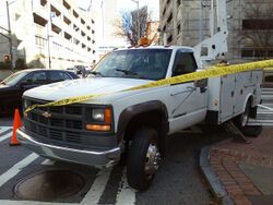 Chevrolet cheyenne 3500 hd observe.jpg